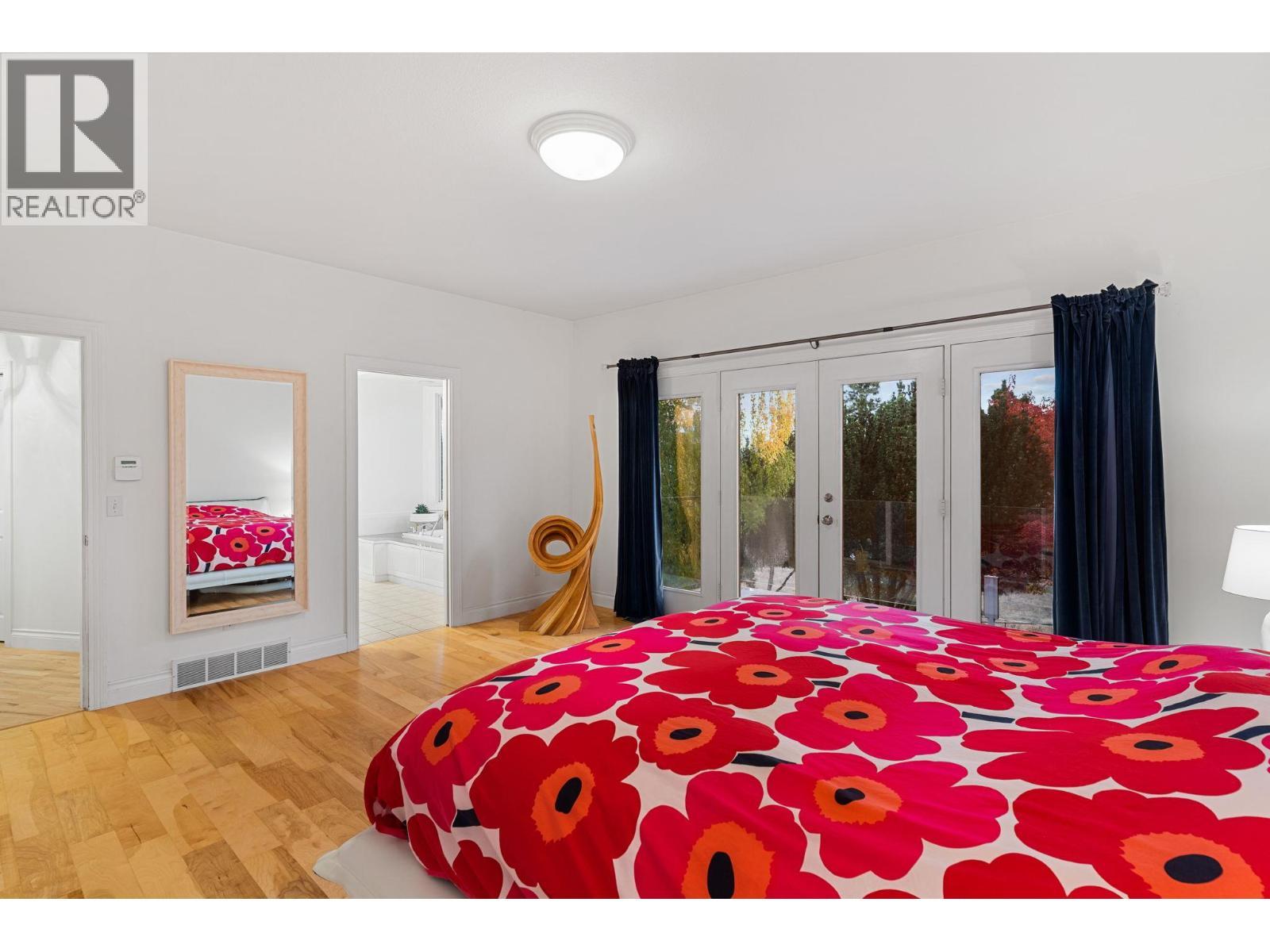2270 Grantham Road, Kelowna, BC - Indoor Photo Showing Bedroom