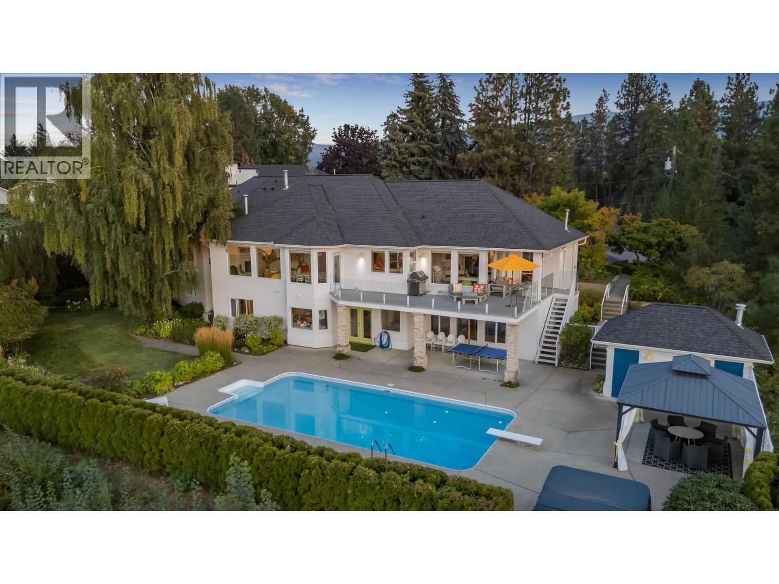 2270 Grantham Road, Kelowna, BC - Outdoor With In Ground Pool
