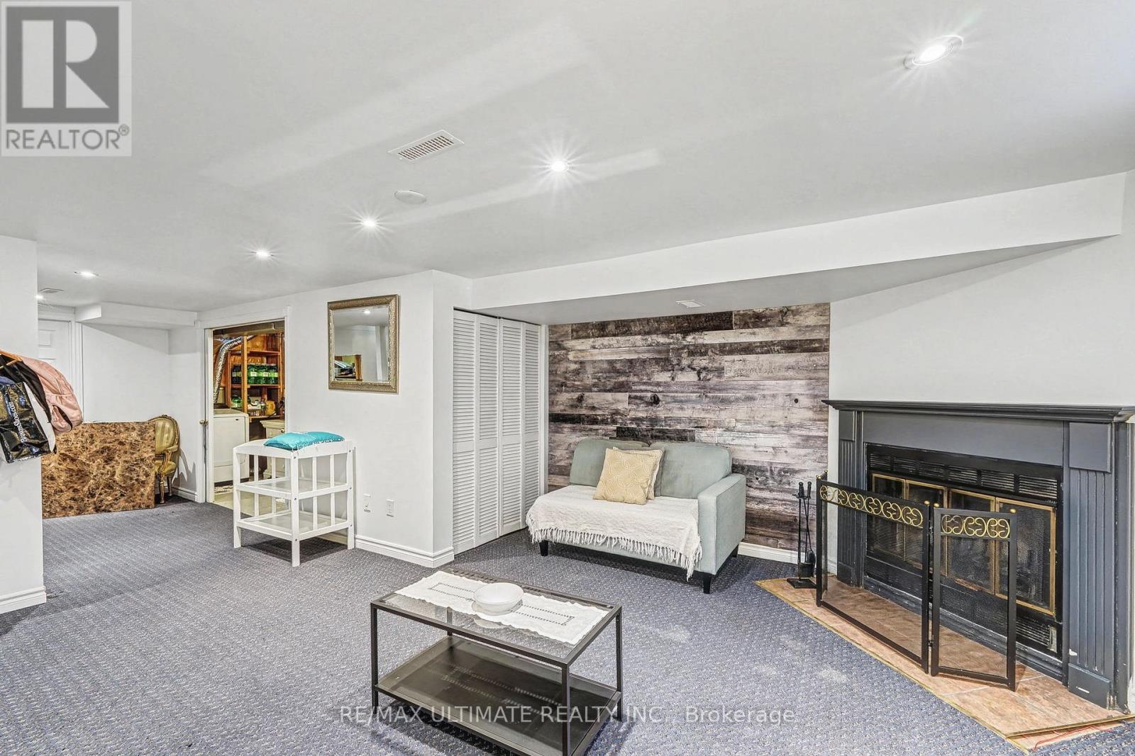 29 Kipling Crescent, Ajax, ON - Indoor Photo Showing Living Room With Fireplace