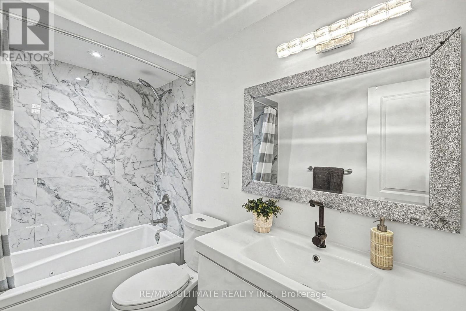 29 Kipling Crescent, Ajax, ON - Indoor Photo Showing Bathroom
