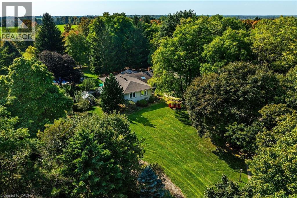 Aerial view of property and surrounding area - 5590 Blind Line, Burlington, ON - Outdoor