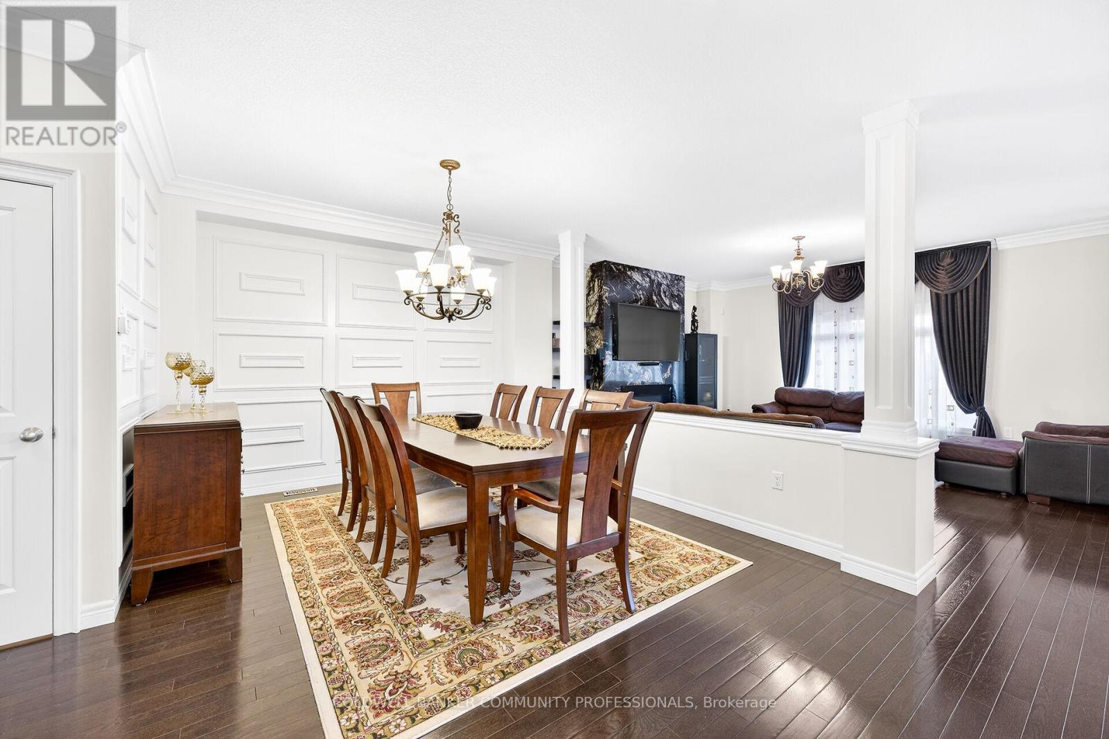 182 Irwin Avenue, Hamilton, ON - Indoor Photo Showing Dining Room