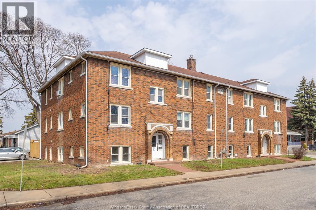 706 Elliott End Unit# 5A, Windsor, ON - Outdoor