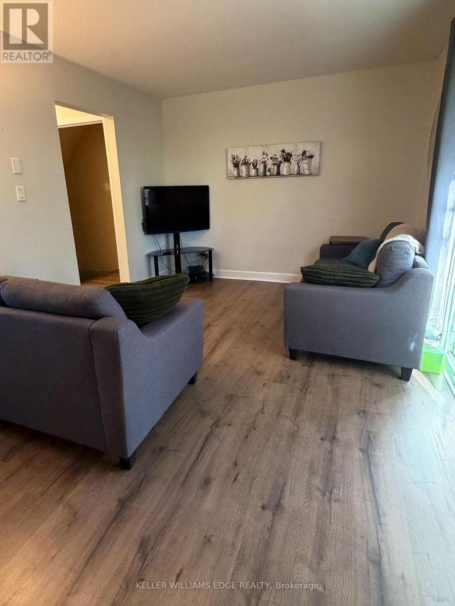 3 - 3 Tiffany Place, Quinte West, ON - Indoor Photo Showing Living Room