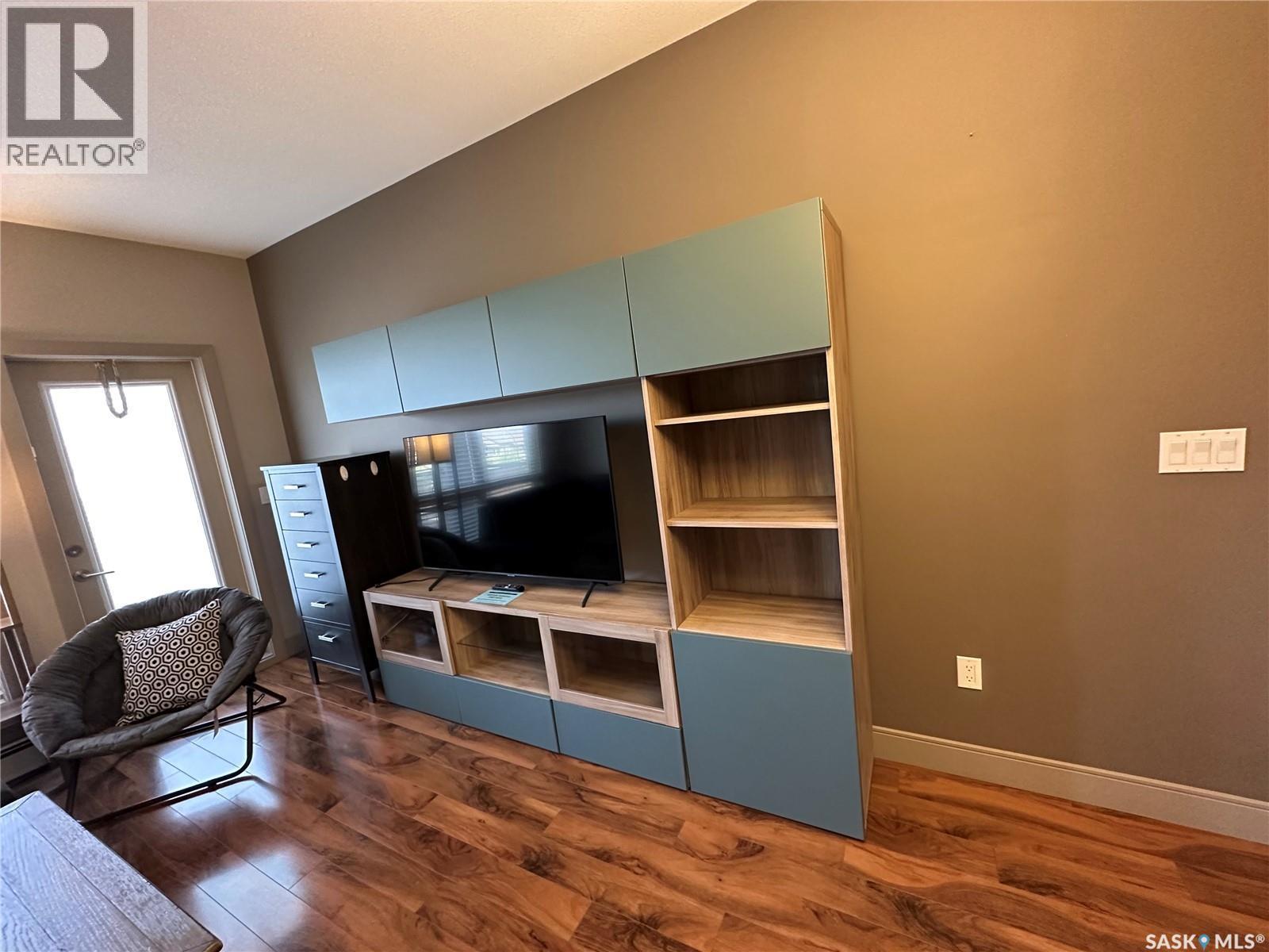 211 115 Willowgrove Crescent, Saskatoon, SK - Indoor