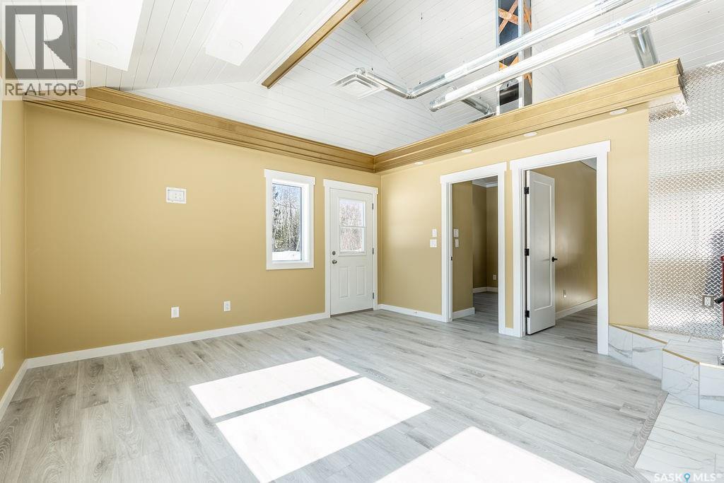 1 May Bay, Big River Rm No. 555, SK - Indoor Photo Showing Other Room