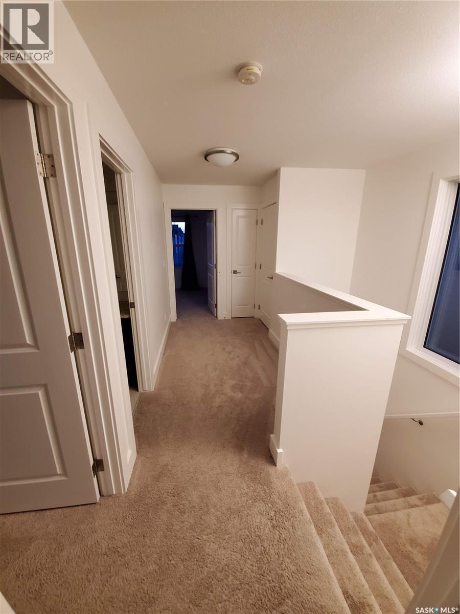 447 Eaton Lane, Saskatoon, SK - Indoor Photo Showing Other Room