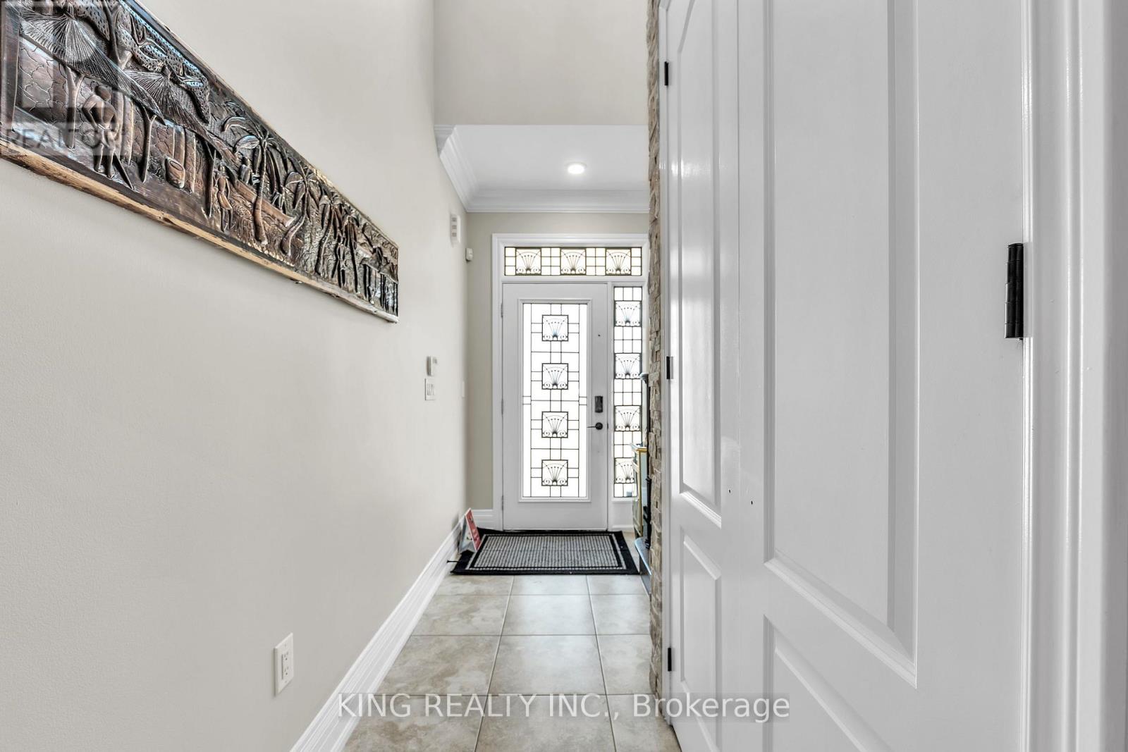 174 Minto Crescent, Milton, ON - Indoor Photo Showing Other Room