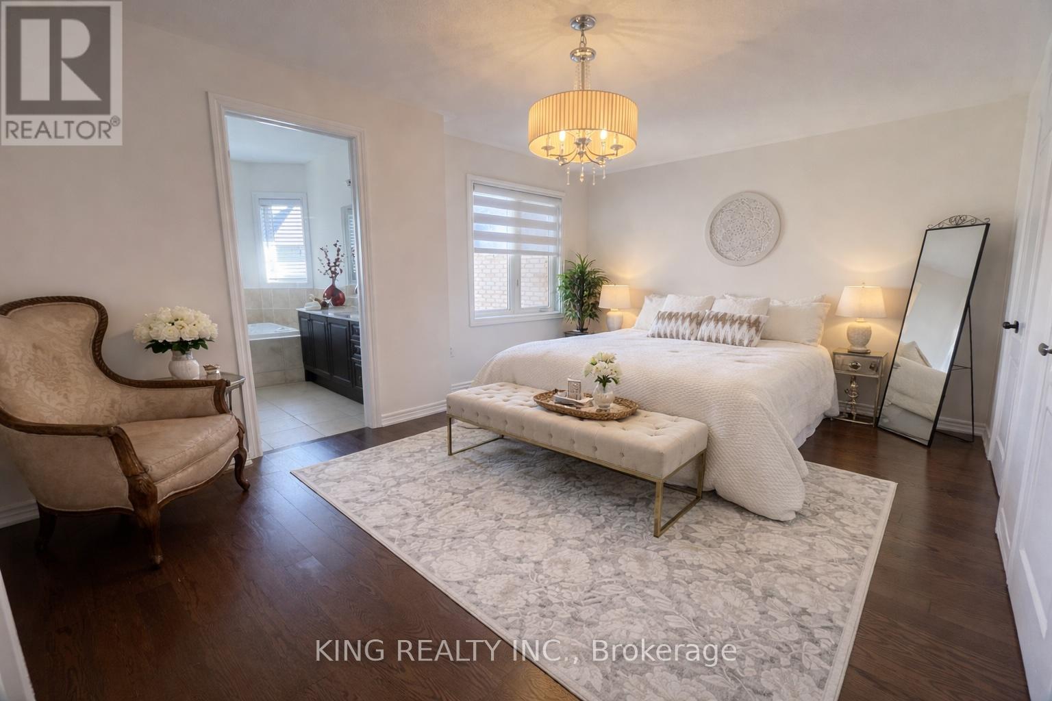 174 Minto Crescent, Milton, ON - Indoor Photo Showing Bedroom