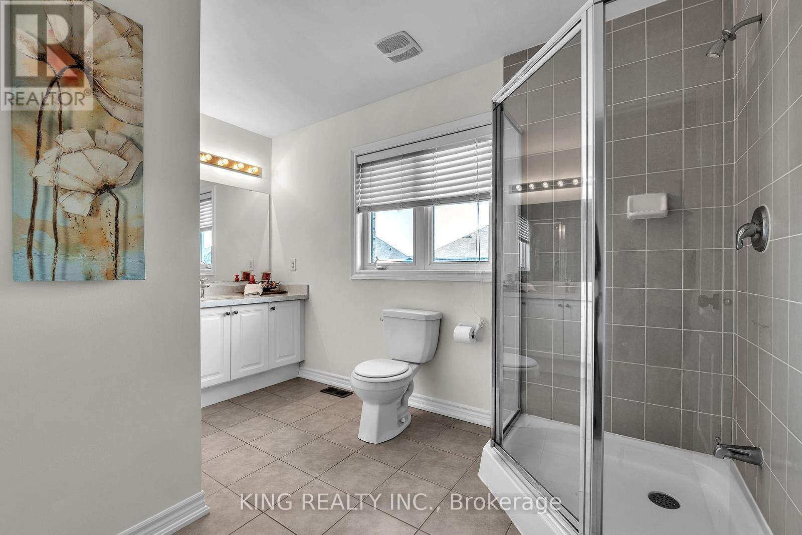 174 Minto Crescent, Milton, ON - Indoor Photo Showing Bathroom