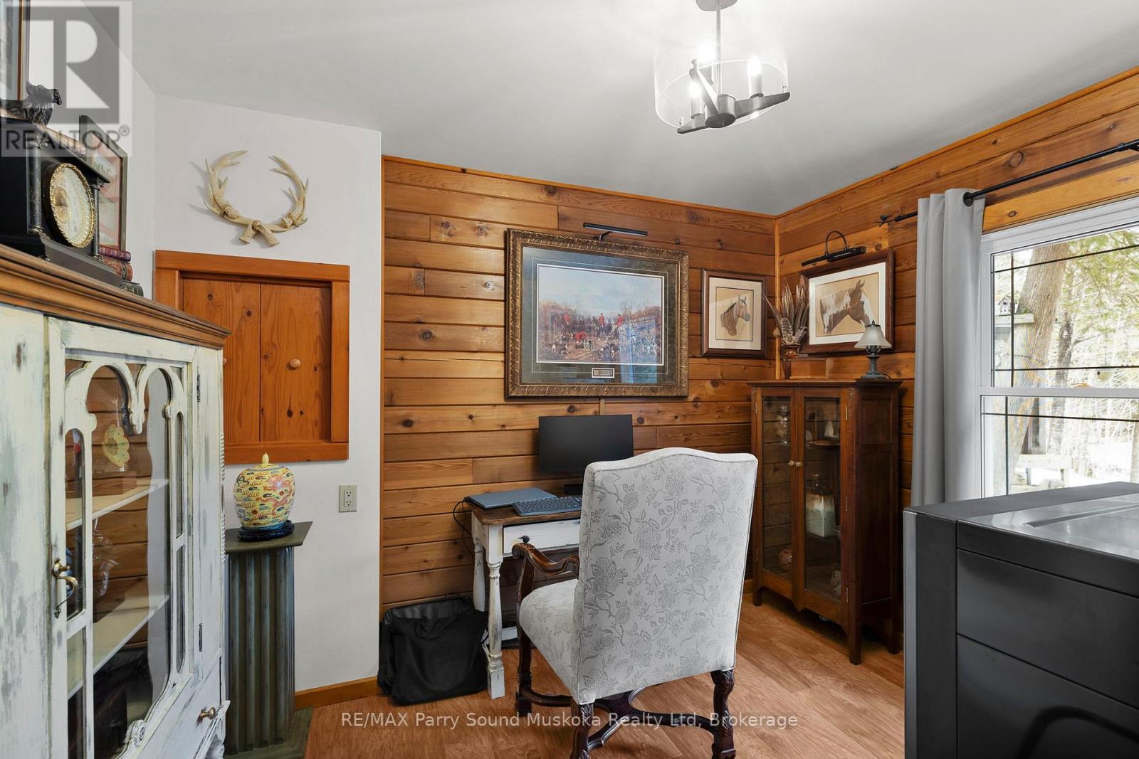 Main level bdr/ office. Combined with laundry. - 6 West Point Drive, Mckellar, ON - Indoor Photo Showing Other Room