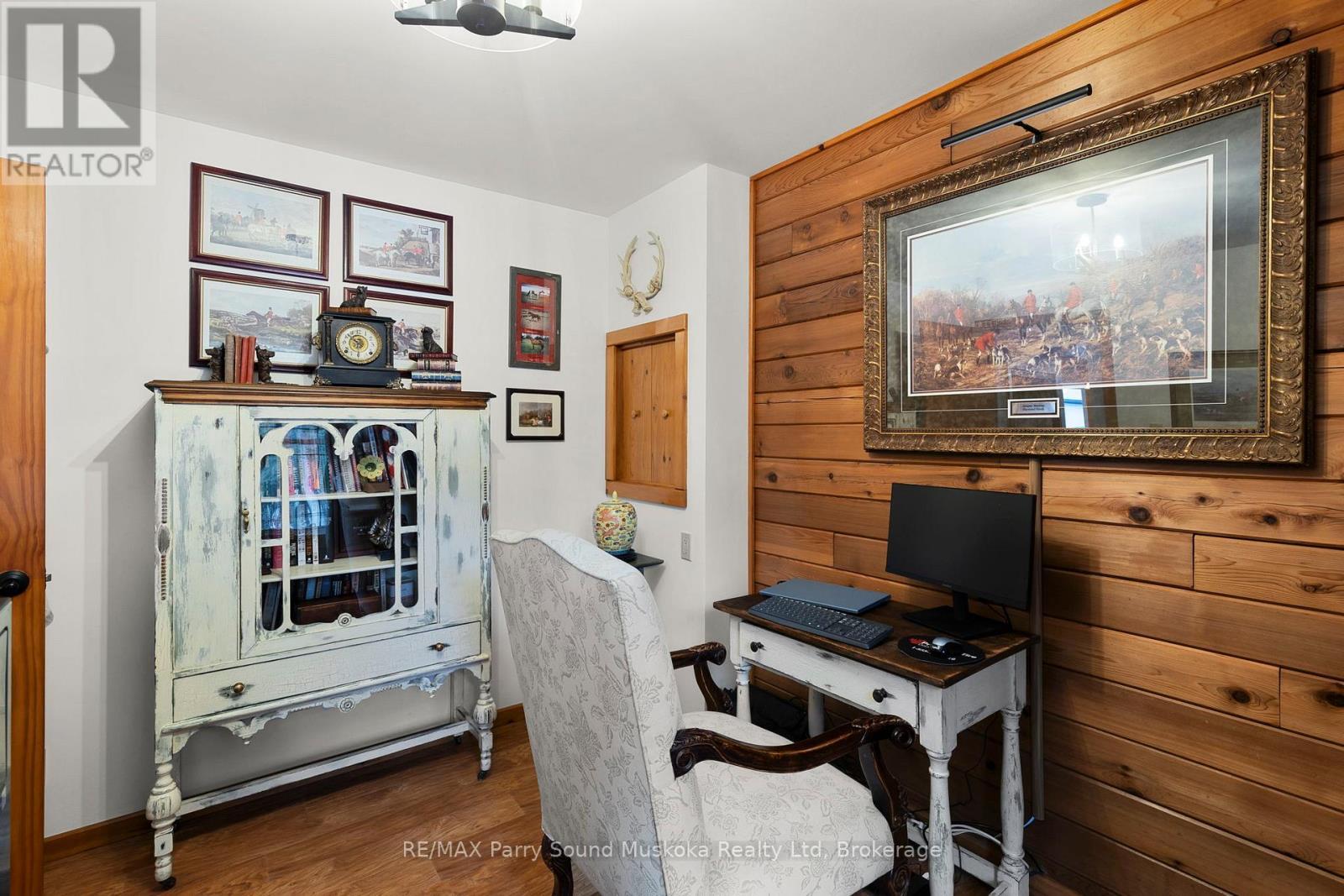 6 West Point Drive, Mckellar, ON - Indoor