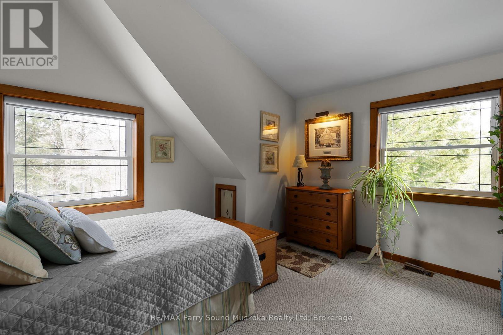 6 West Point Drive, Mckellar, ON - Indoor Photo Showing Bedroom