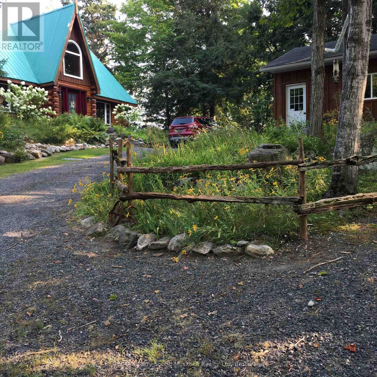 6 West Point Drive, Mckellar, ON - Outdoor