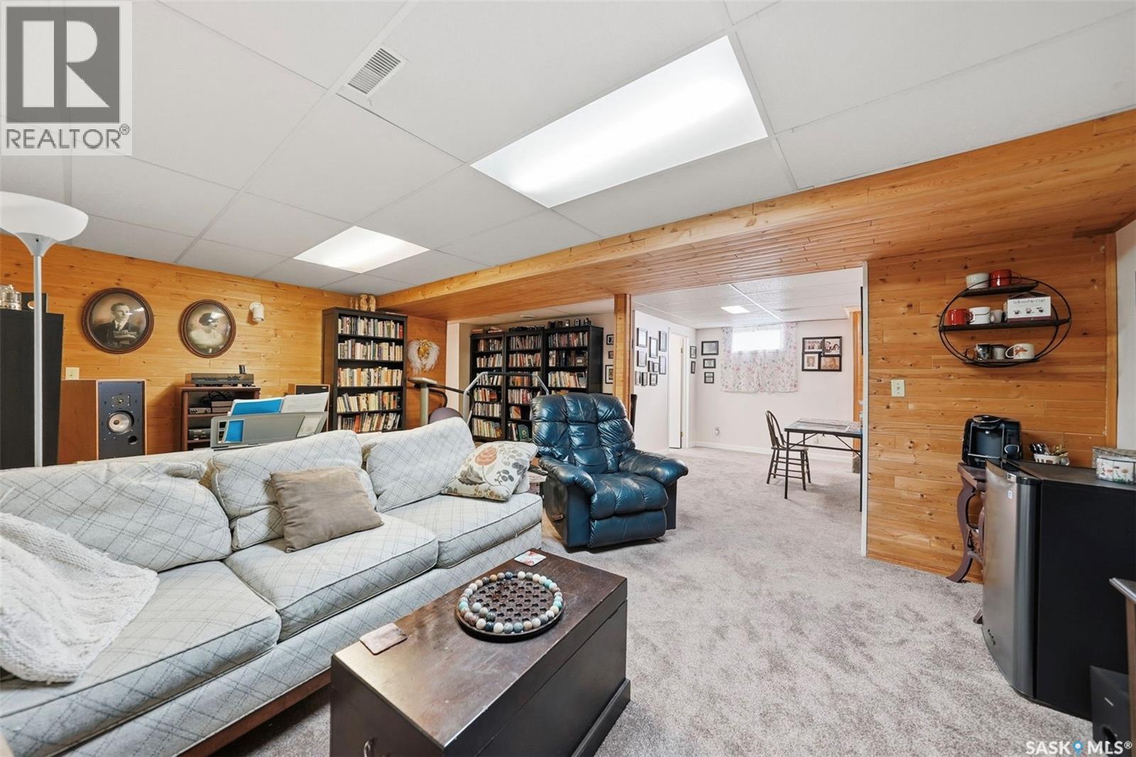 313 7Th Avenue W, Watrous, SK - Indoor
