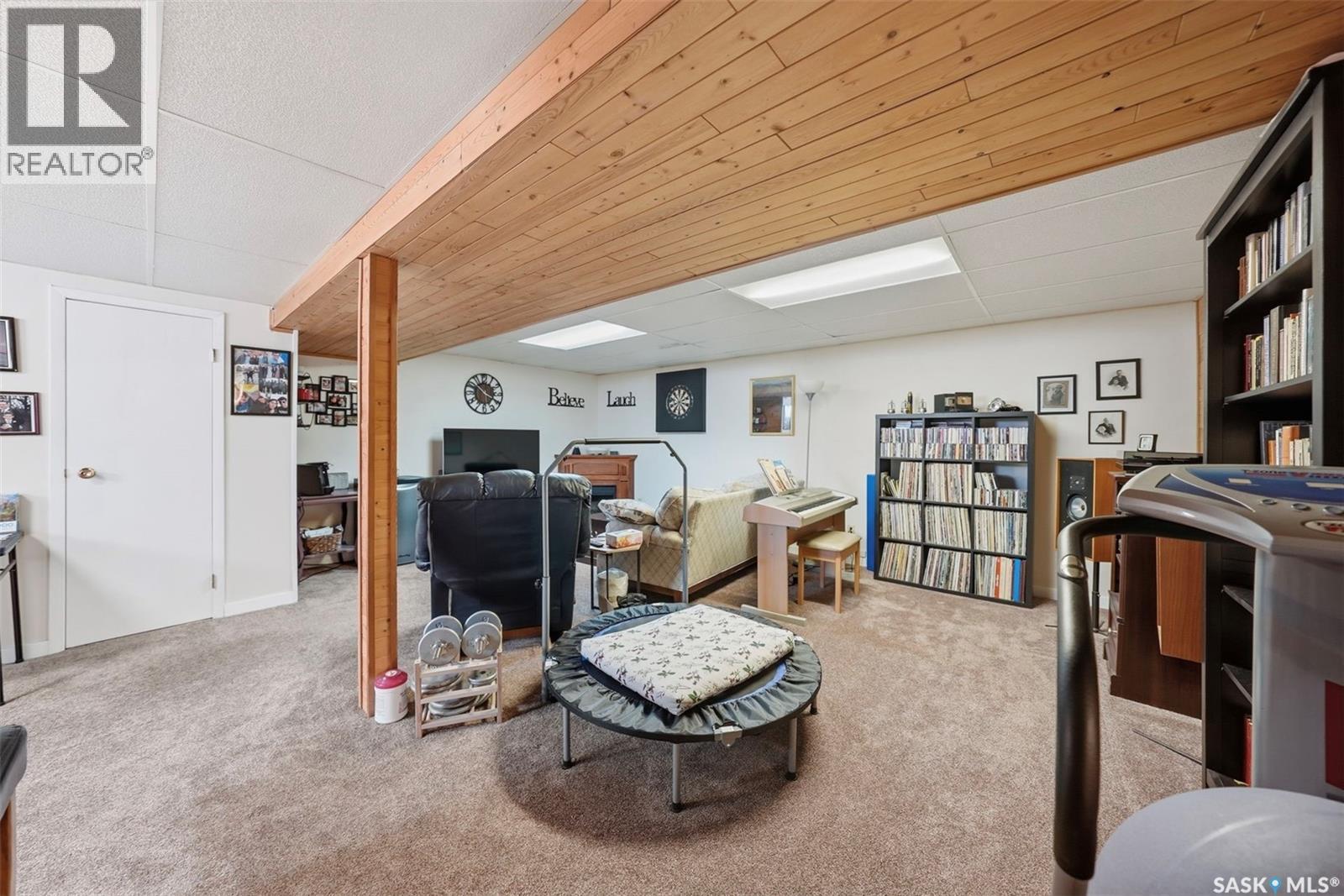 313 7Th Avenue W, Watrous, SK - Indoor