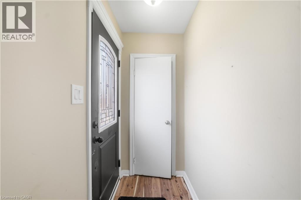 776 Britannia Avenue, Hamilton, ON - Indoor Photo Showing Other Room