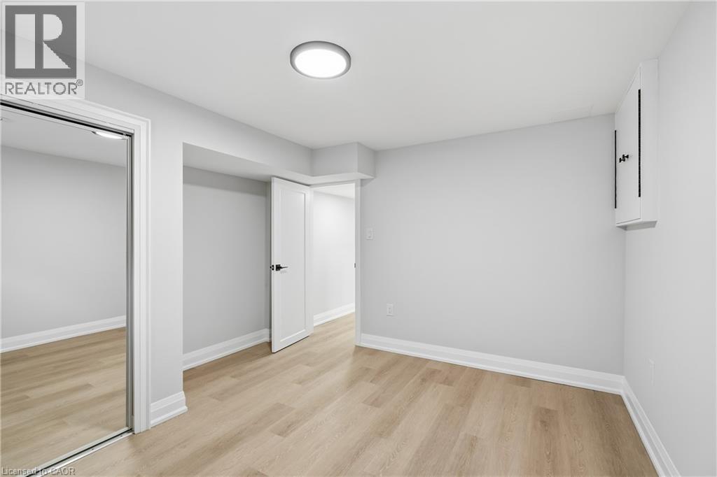 26 Clifton Downs Road, Hamilton, ON - Indoor Photo Showing Other Room