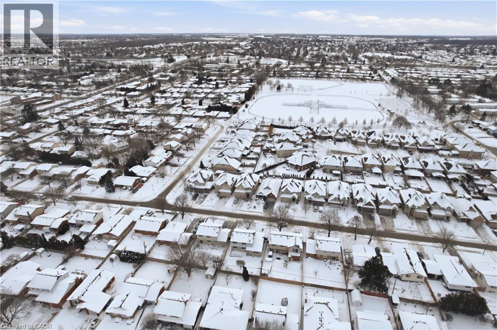 26 Clifton Downs Road, Hamilton, ON - Outdoor With View