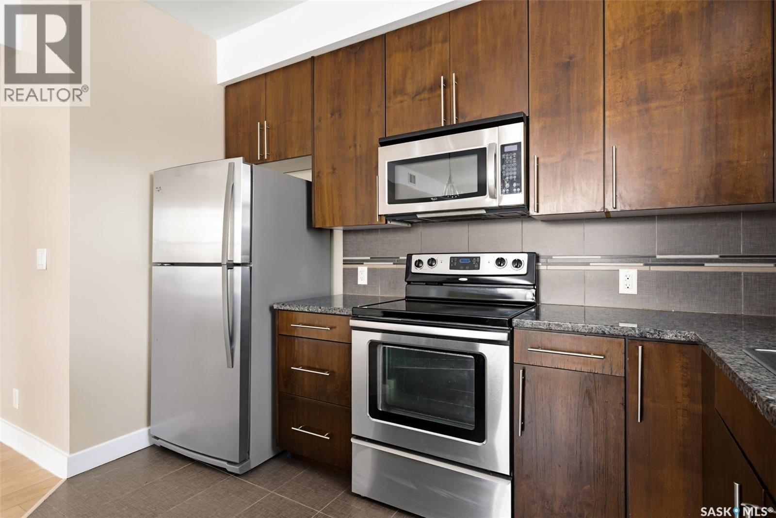 101 2313 Montreal Street, Regina, SK - Indoor Photo Showing Kitchen