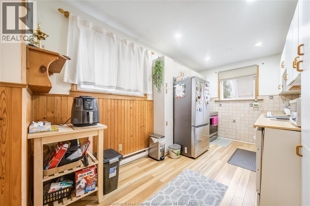 1229 Arncliffe, Windsor, ON - Indoor