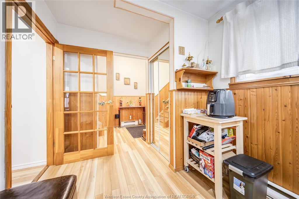 1229 Arncliffe, Windsor, ON - Indoor Photo Showing Other Room