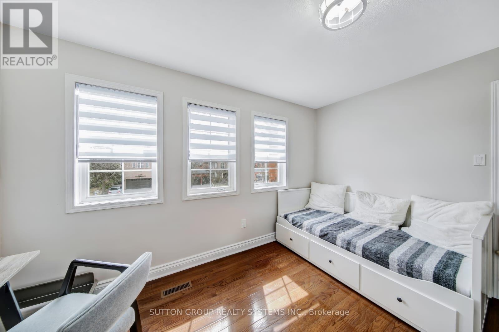 3336 Crompton Crescent, Mississauga, ON - Indoor