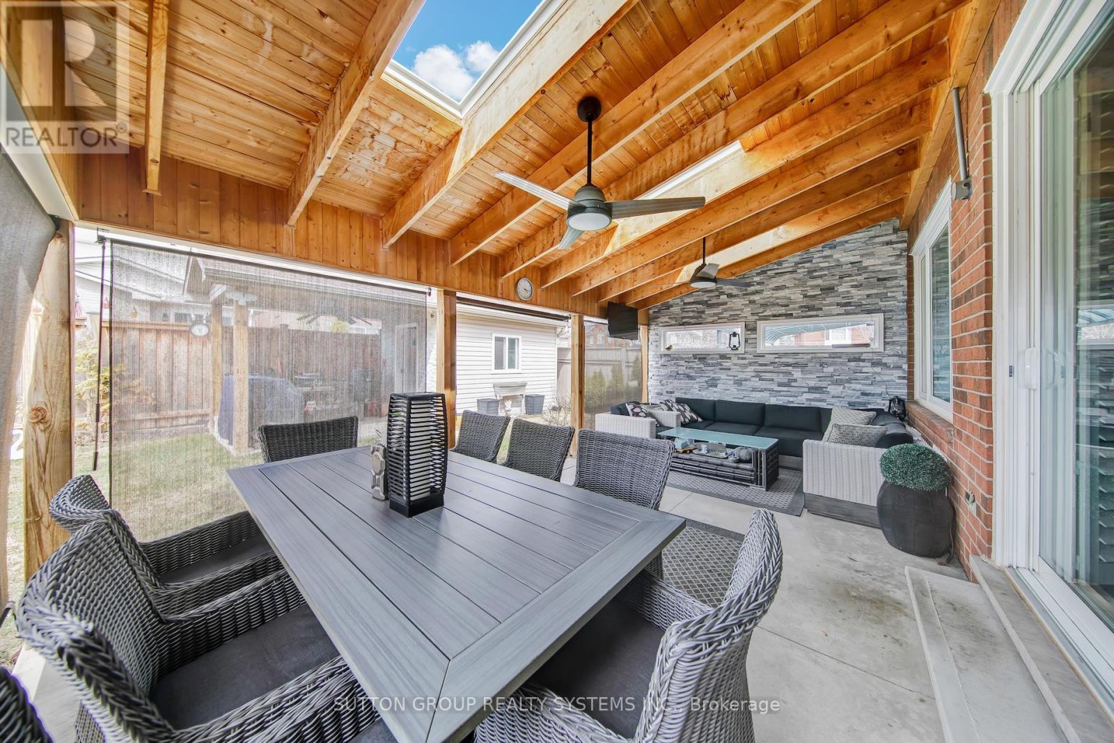 3336 Crompton Crescent, Mississauga, ON -