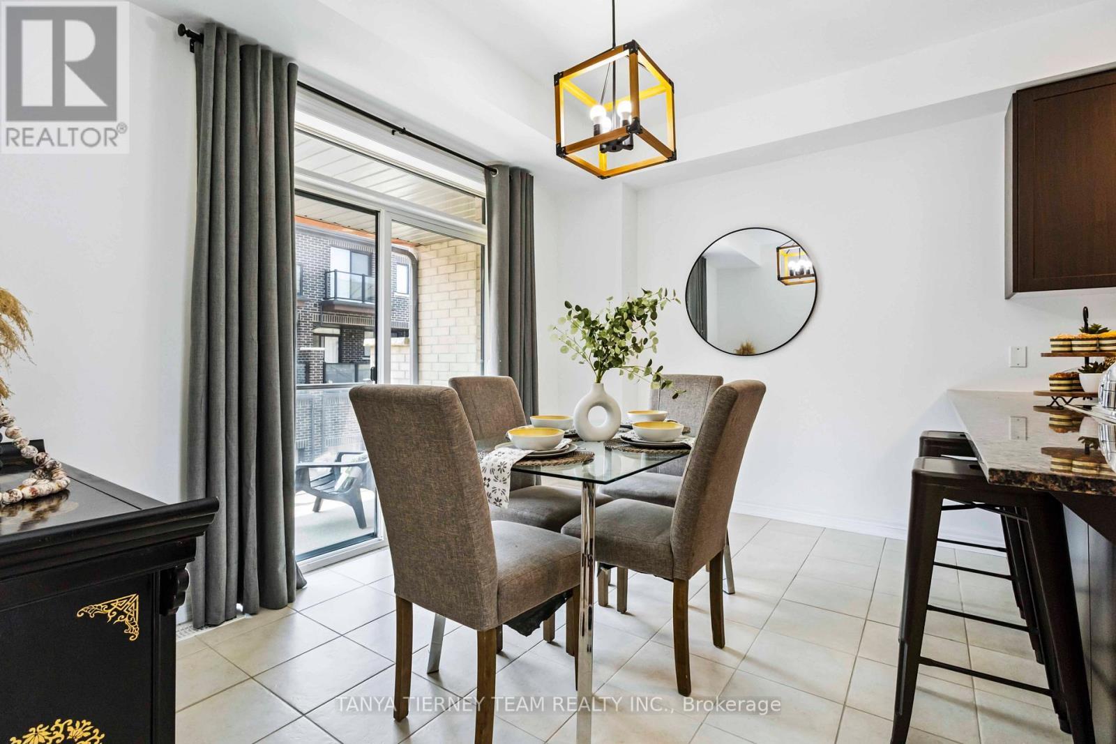 36 Dockside Way, Whitby, ON - Indoor Photo Showing Dining Room
