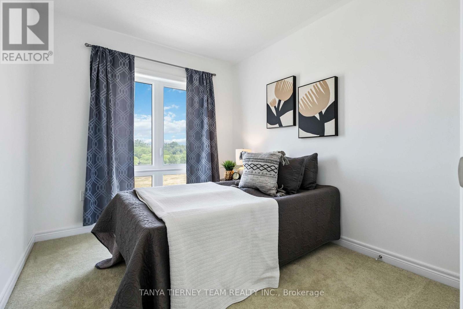 36 Dockside Way, Whitby, ON - Indoor Photo Showing Bedroom