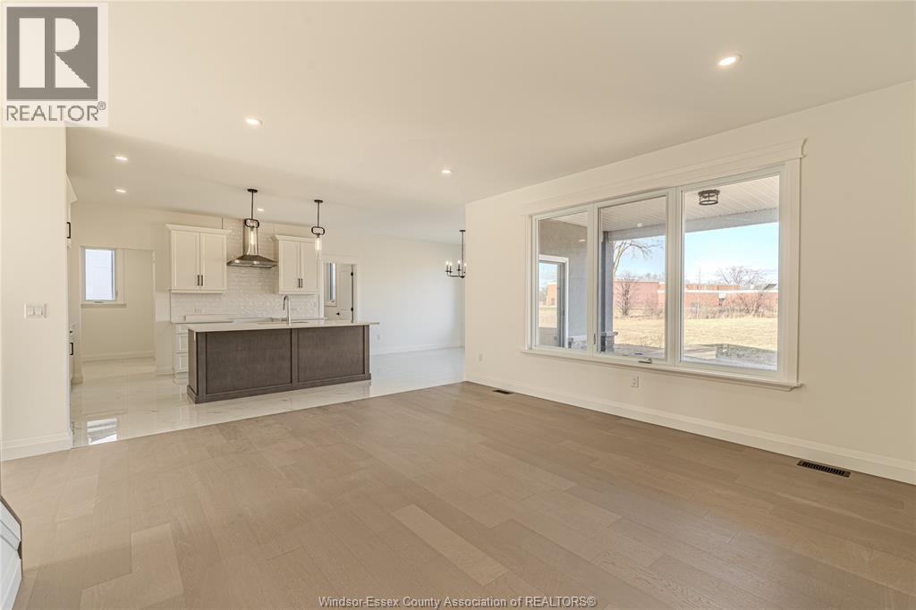 4508 Ursula, Comber, ON - Indoor