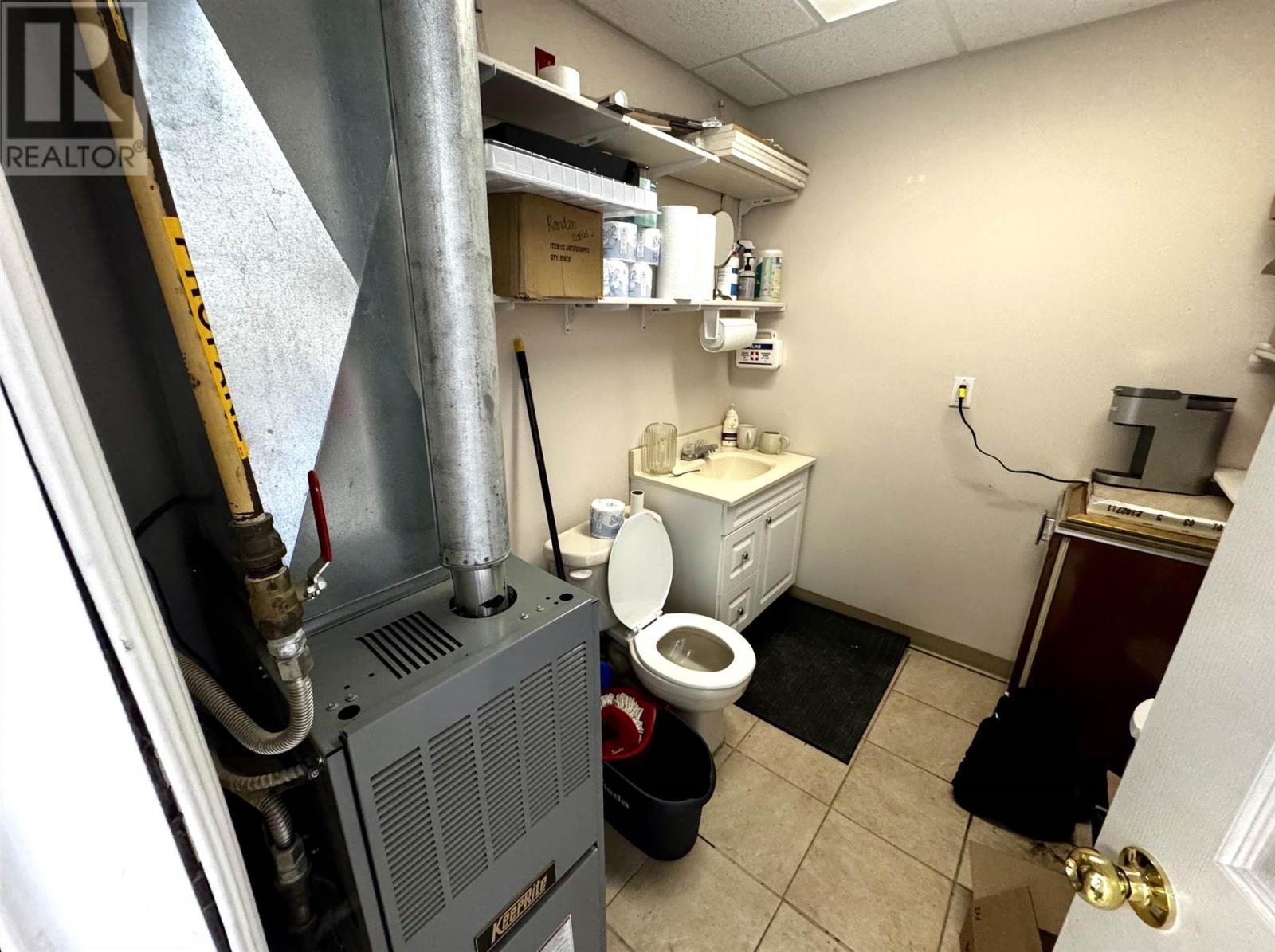 29 Broadway Ave, Wawa, ON