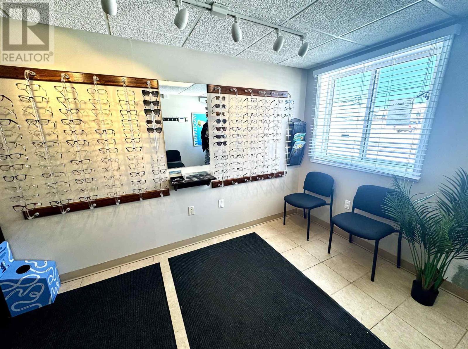 29 Broadway Ave, Wawa, ON