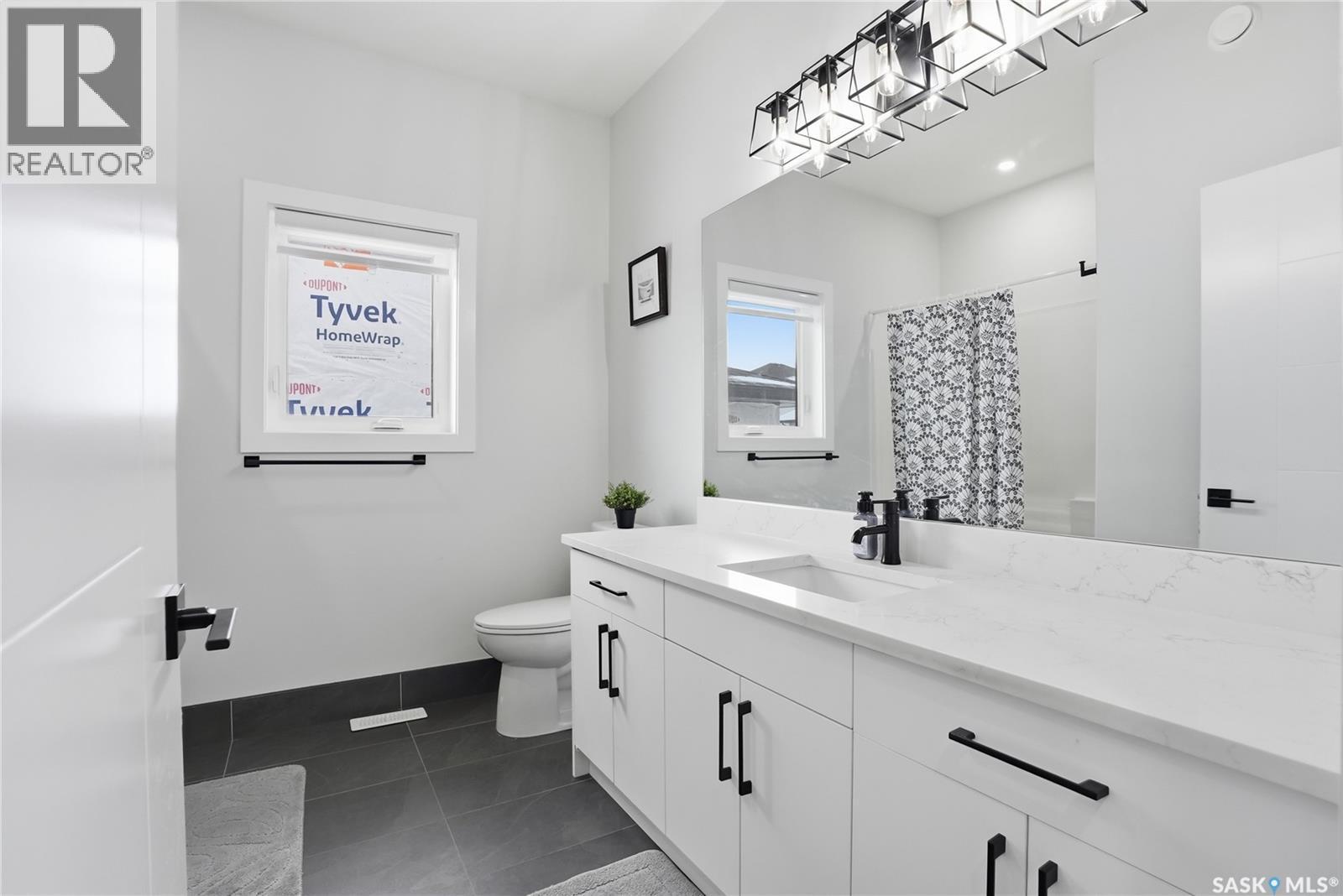 271 Dziadyk Manor, Saskatoon, SK - Indoor Photo Showing Bathroom