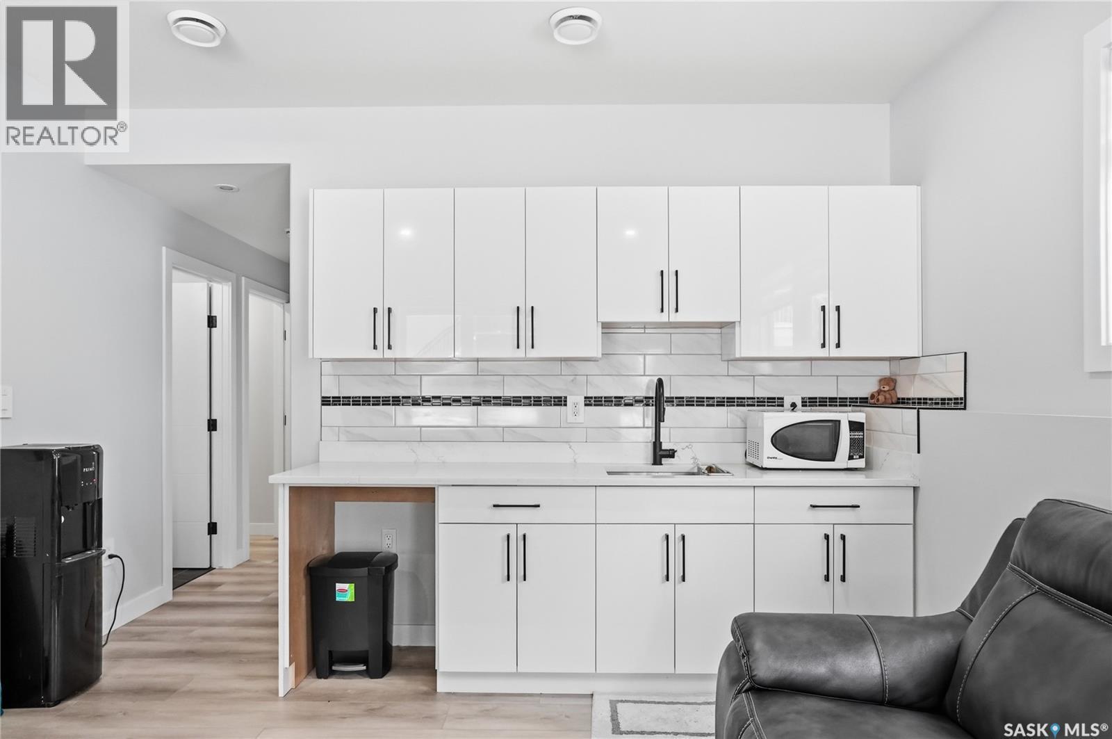 271 Dziadyk Manor, Saskatoon, SK - Indoor