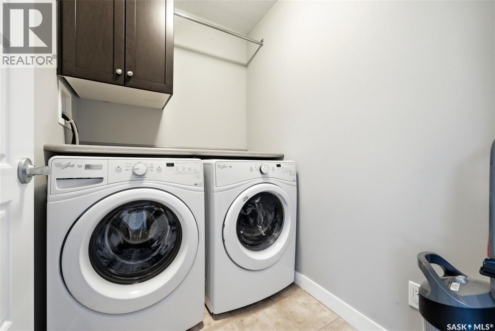 4609 Green Rock Road E, Regina, SK - Indoor Photo Showing Laundry Room