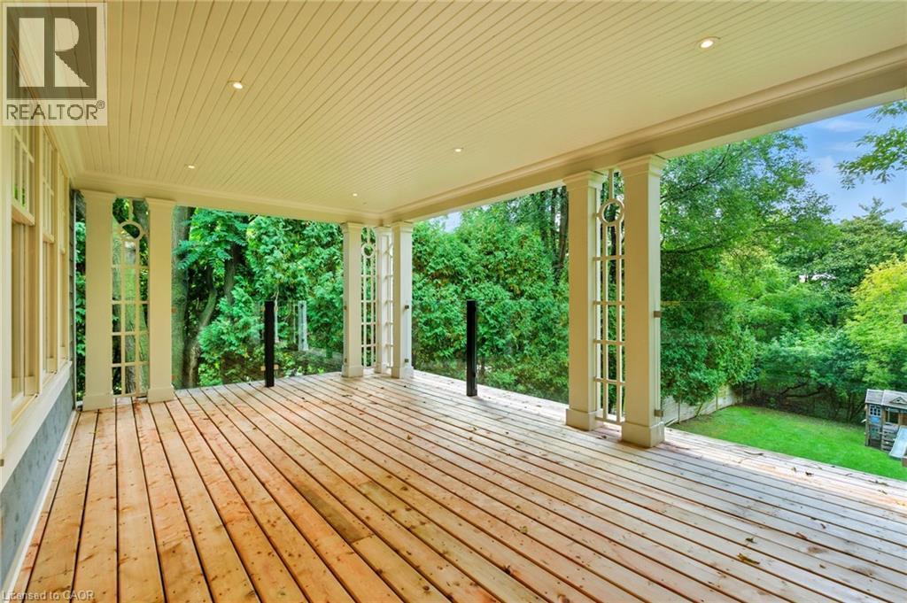 391 Patricia Drive, Burlington, ON - Outdoor With Deck Patio Veranda With Exterior