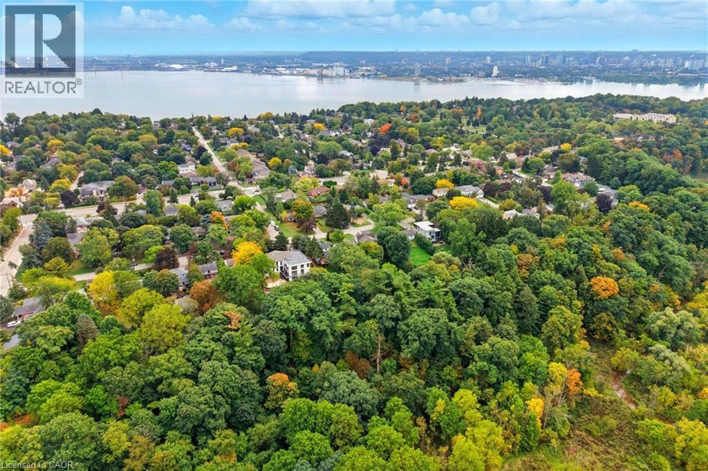 391 Patricia Drive, Burlington, ON - Outdoor With View