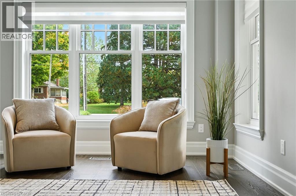 391 Patricia Drive, Burlington, ON - Indoor