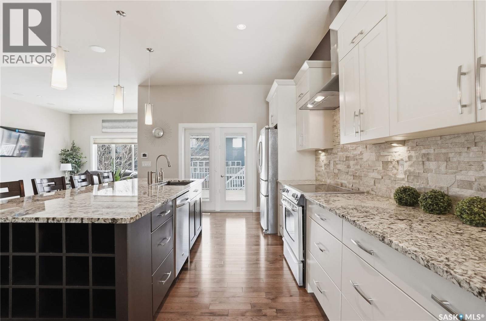 1807 Pohorecky Crescent, Saskatoon, SK - Indoor Photo Showing Kitchen With Upgraded Kitchen