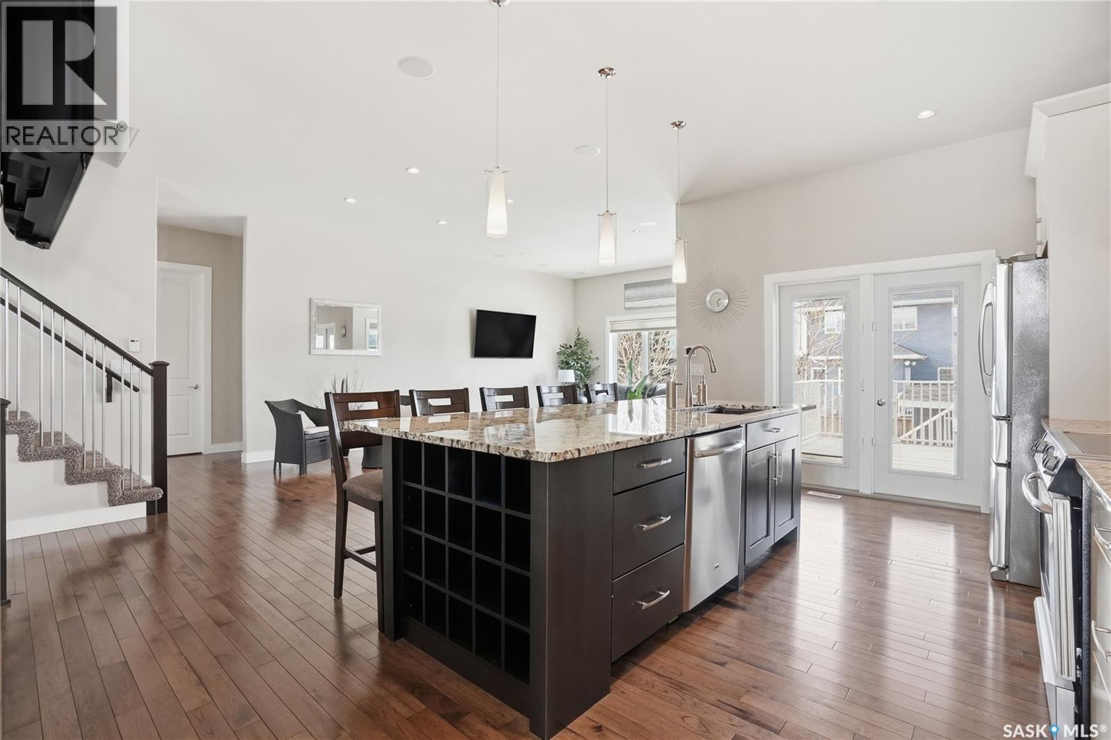 1807 Pohorecky Crescent, Saskatoon, SK - Indoor Photo Showing Kitchen With Upgraded Kitchen