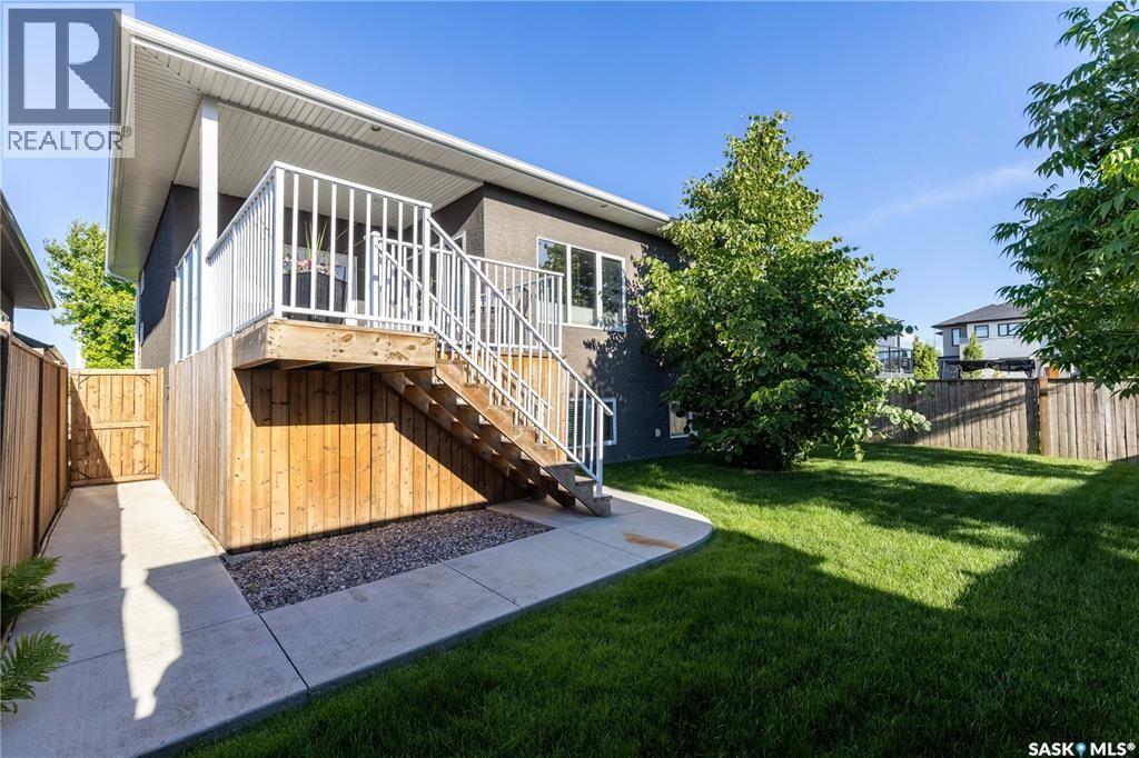 1807 Pohorecky Crescent, Saskatoon, SK - Outdoor With Deck Patio Veranda
