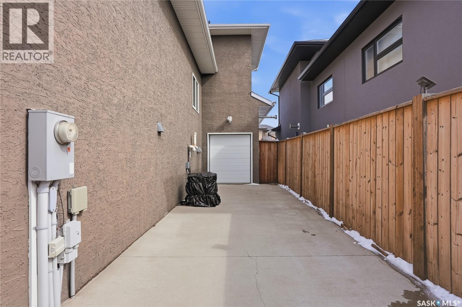 1807 Pohorecky Crescent, Saskatoon, SK - Outdoor With Exterior