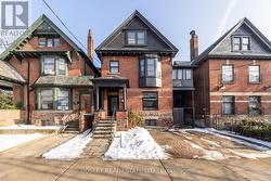 135 MADISON AVENUE Toronto, ON M5R 2S3