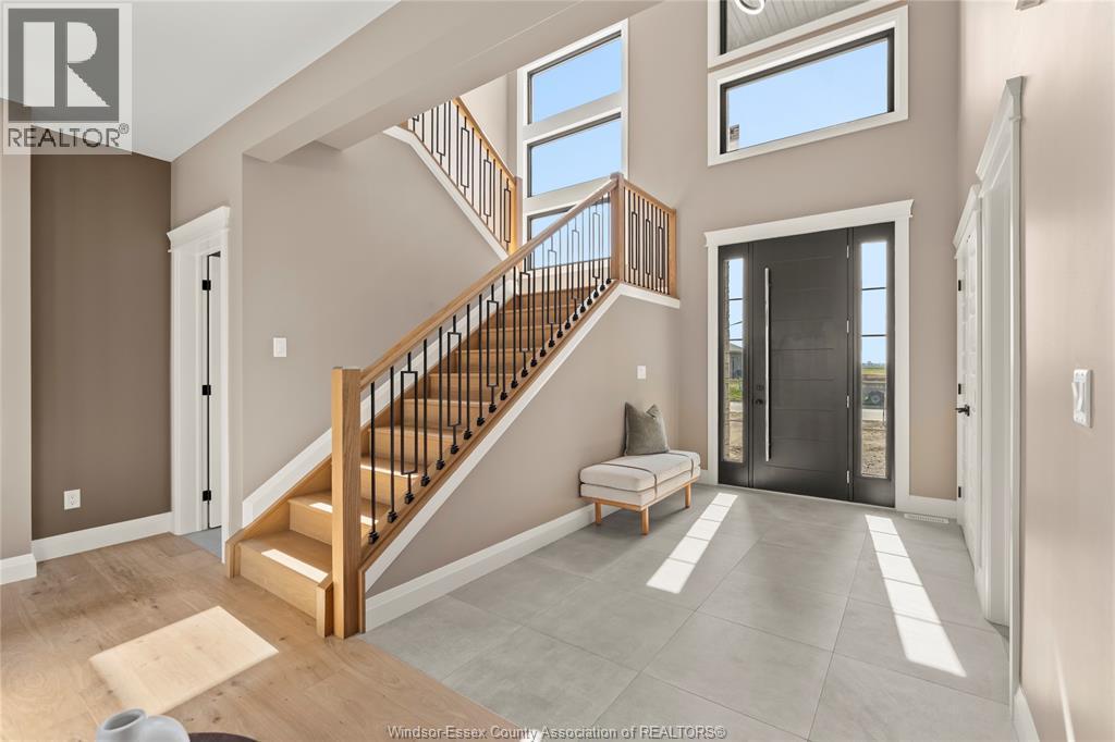 112 Bloomington, Chatham, ON - Indoor Photo Showing Other Room