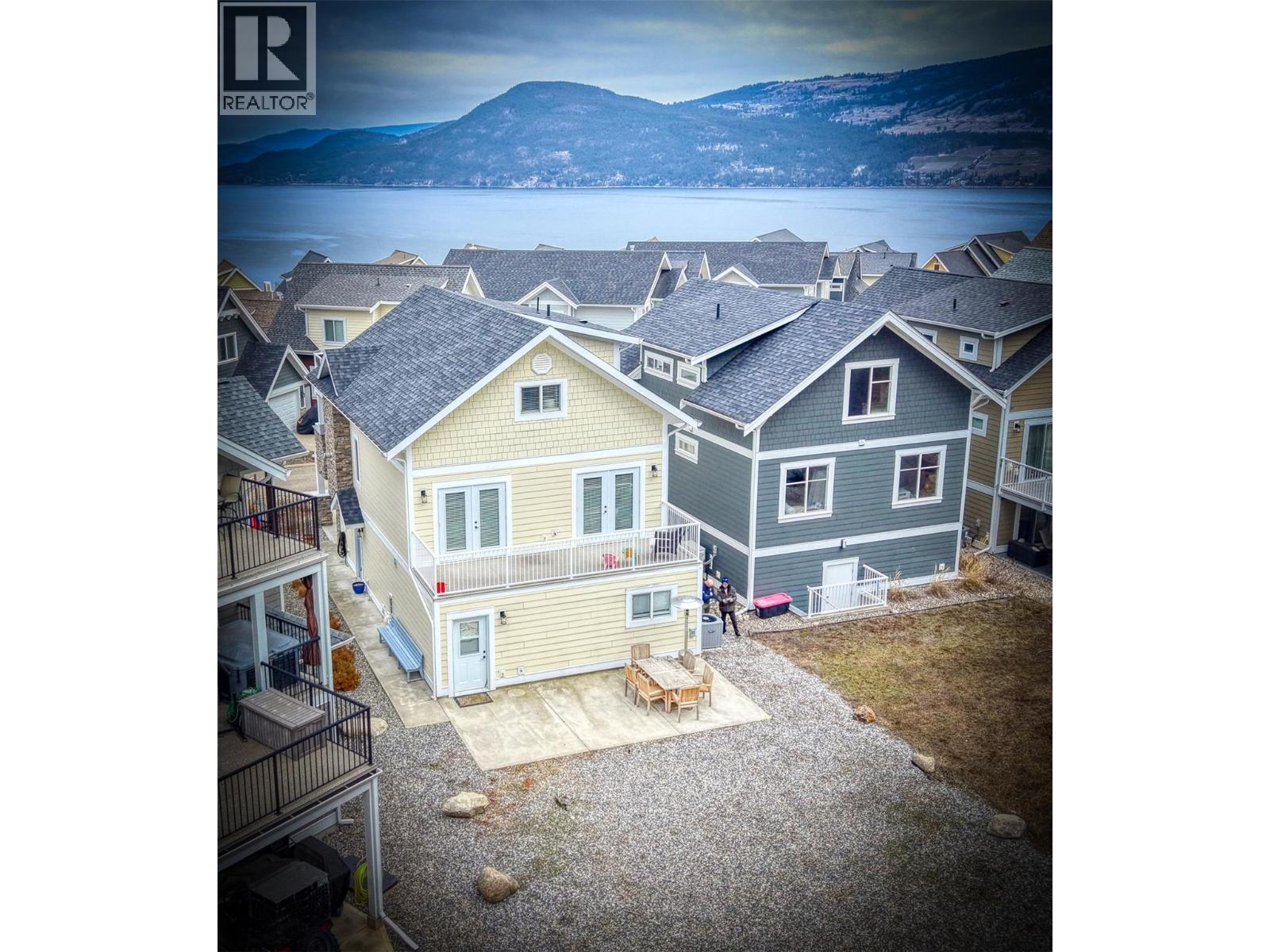 6746 Marbella Loop Unit# 304, Kelowna, BC - Outdoor