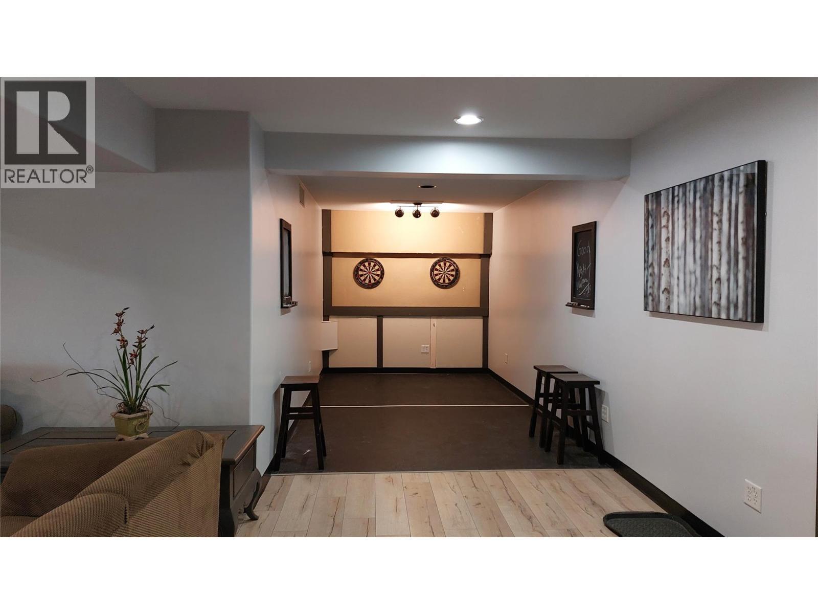 6746 Marbella Loop Unit# 304, Kelowna, BC - Indoor Photo Showing Other Room