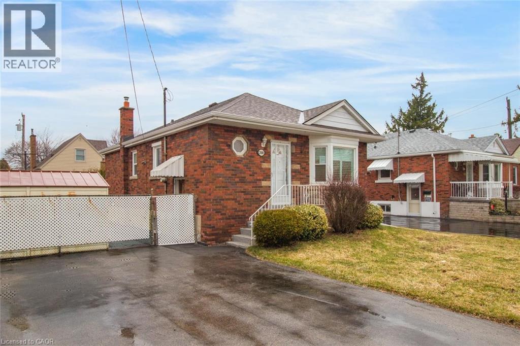 208 East 32Nd Street, Hamilton, ON - Outdoor