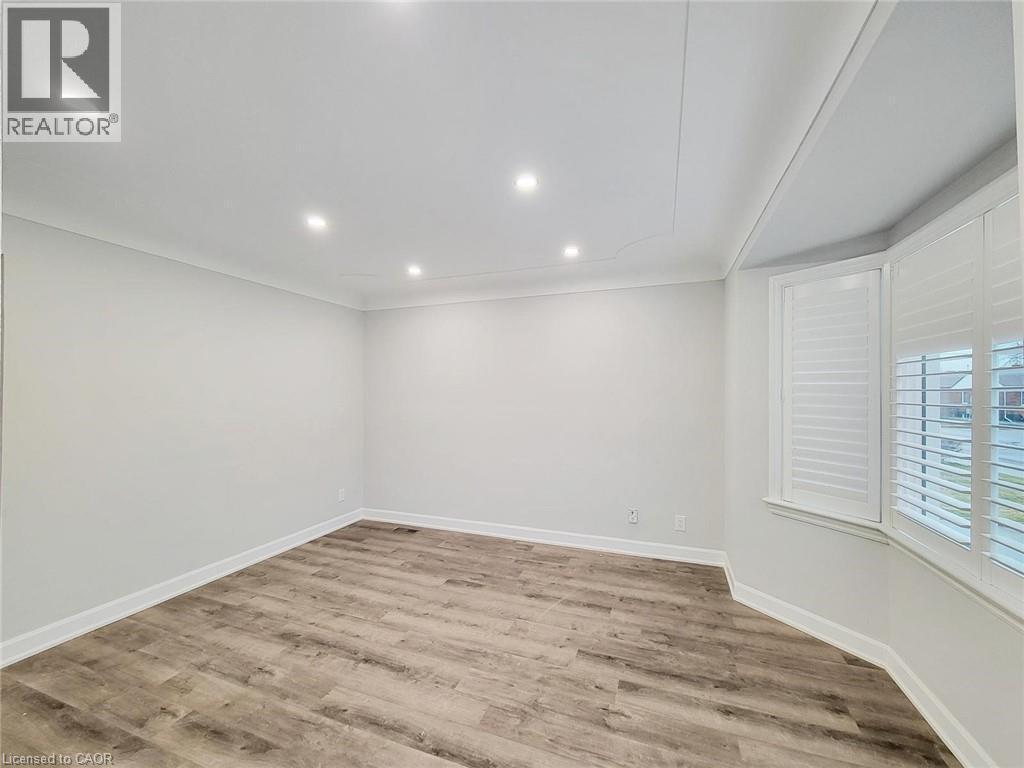 208 East 32Nd Street, Hamilton, ON - Indoor Photo Showing Other Room