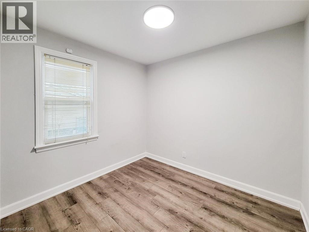 208 East 32Nd Street, Hamilton, ON - Indoor Photo Showing Other Room